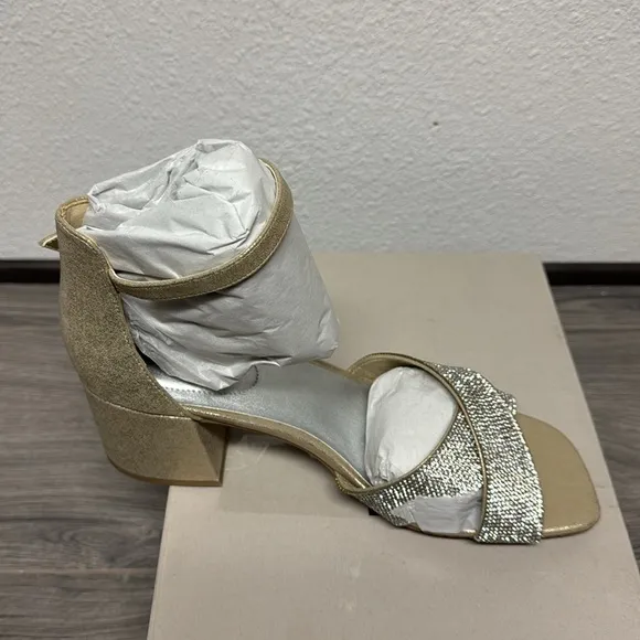 Kenneth Cole Reaction Women's Mix X-Band Jewel Heeled Sandal Platform