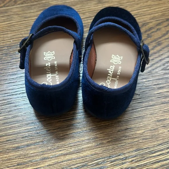 La Coqueta Girls Blue Velvet Mary Janes Shoe