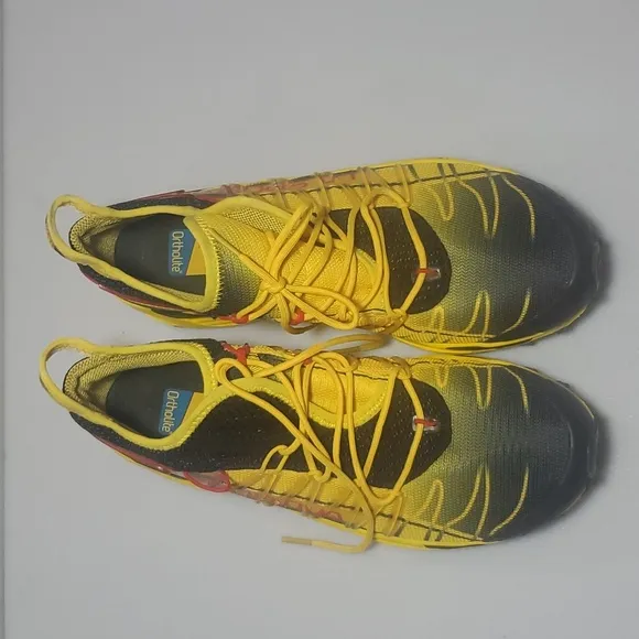 LA SPORTIVA mutant 9.5 M men's running  sneakers yellow/black may run small