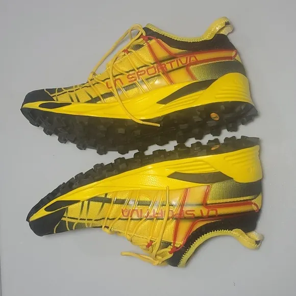LA SPORTIVA mutant 9.5 M men's running  sneakers yellow/black may run small