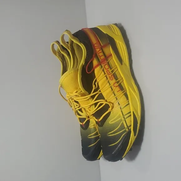 LA SPORTIVA mutant 9.5 M men's running  sneakers yellow/black may run small