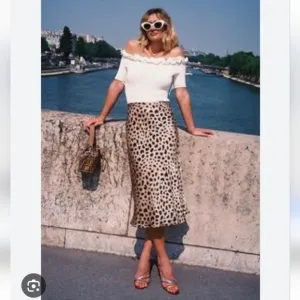 Leopard Midi Satin Skirt size S