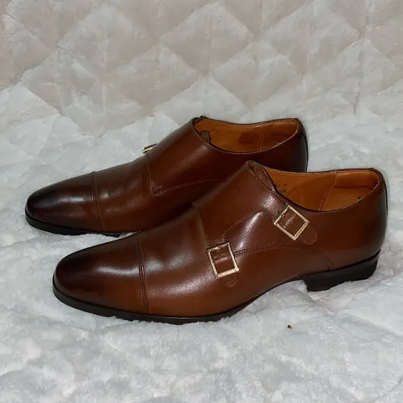 Like new Wolf &amp; Shepard monk strap dress shoes.