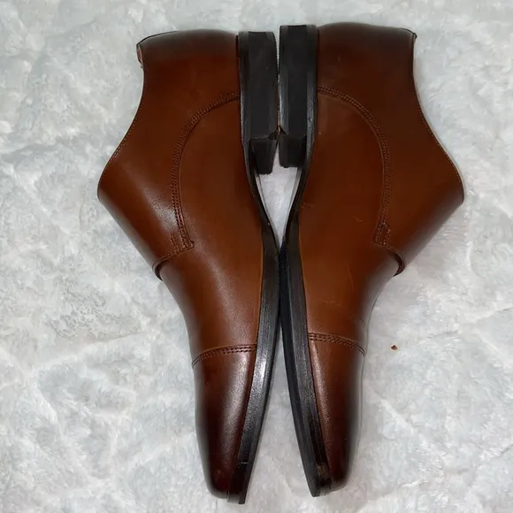 Like new Wolf &amp; Shepard monk strap dress shoes.