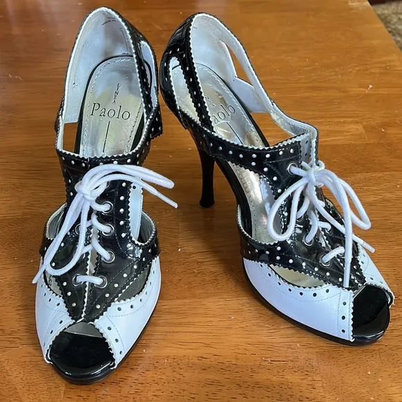 Linea Paolo Black &amp; White Mary Jane Retro style lace up open toe heels Size 8M