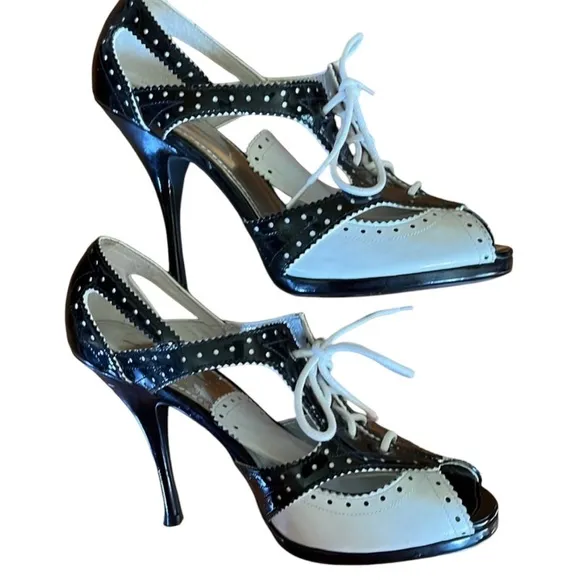 Linea Paolo Black &amp; White Mary Jane Retro style lace up open toe heels Size 8M