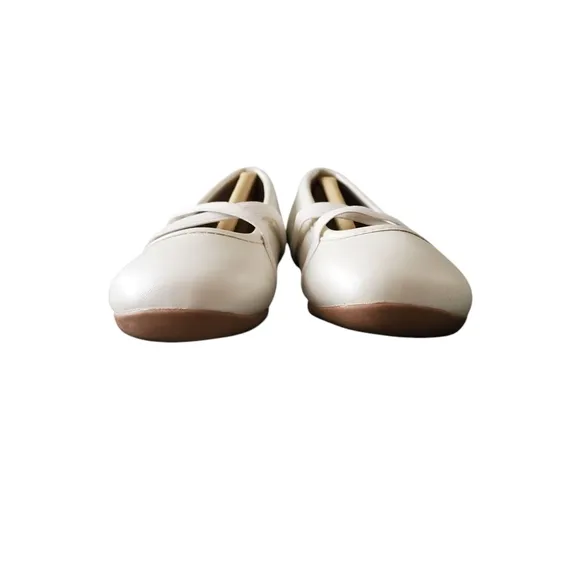Livie &amp; Luca White Pearl Aurora Shoes