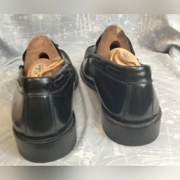 Loake Black Moccasin Style Dress Shoes. M 8.5. One Try On. Legendary Quality.