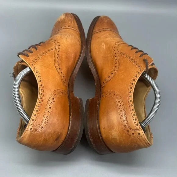 Loake Oxford Shoes Men's 9 Brown Leather Almond Toe Lace-Up Cap Toe Wingtip