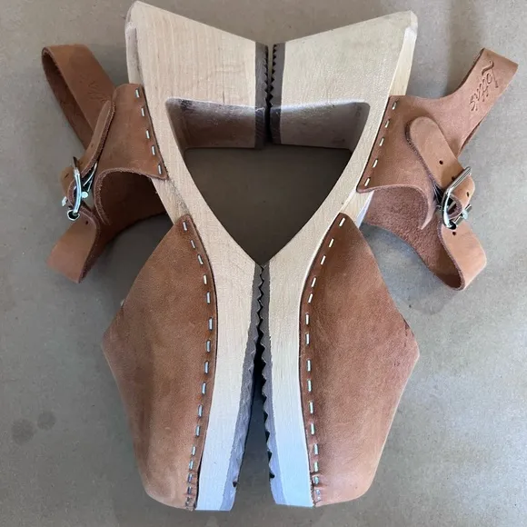Lotta From Stockholm High Wooden Block Heel Brown Leather Buckle  Clogs US 9