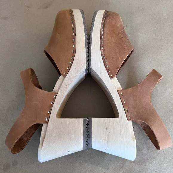 Lotta From Stockholm High Wooden Block Heel Brown Leather Buckle  Clogs US 9