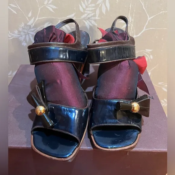 Louis Vuitton Blue Patent Elegant Sling Back Wood Heel Shoes