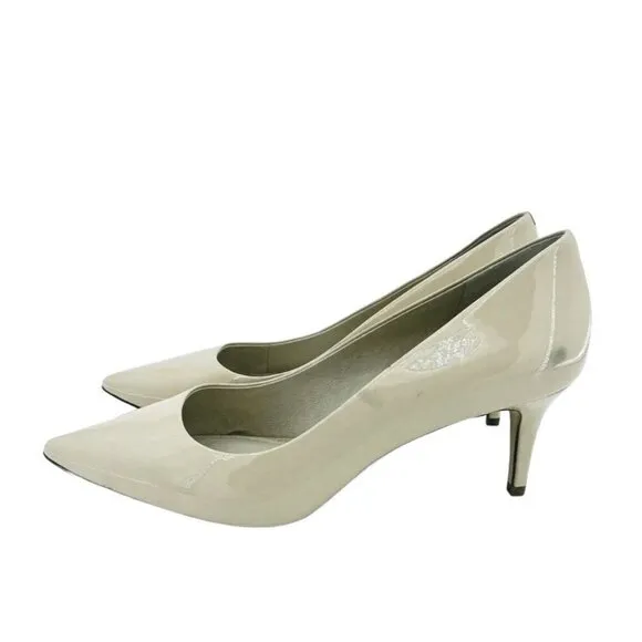 Louise Et Cie Pumps Jordyna Beige Patent Leather Heels Kitten Heel SZ 10