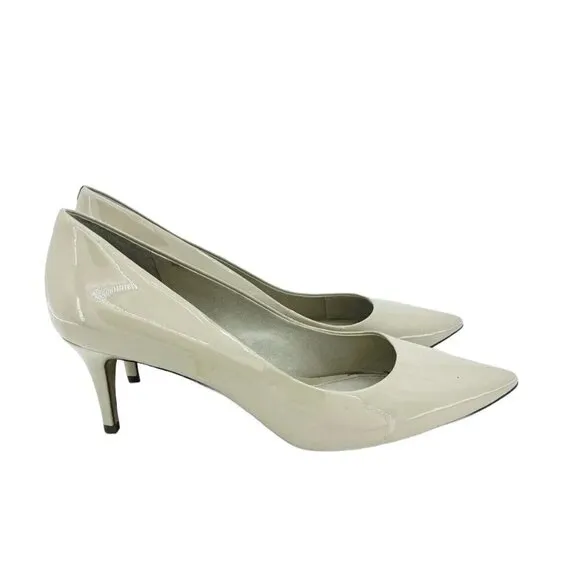 Louise Et Cie Pumps Jordyna Beige Patent Leather Heels Kitten Heel SZ 10