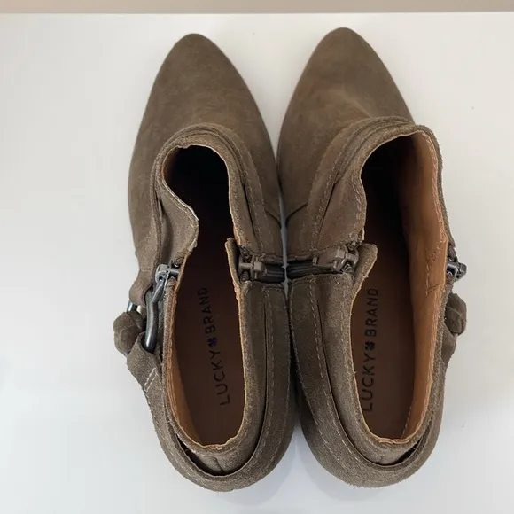 Lucky Brand Booties Ankle Boots Enitha Western Shoes Suede Size 8M 38.5