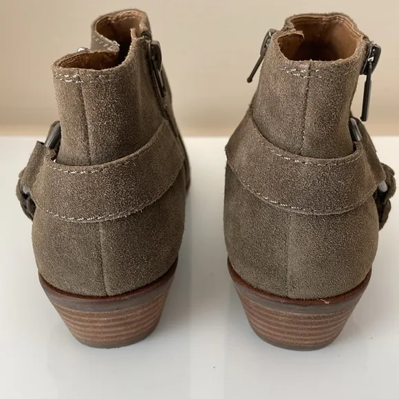 Lucky Brand Booties Ankle Boots Enitha Western Shoes Suede Size 8M 38.5