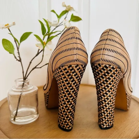 LUIZA BARCELO ~ Women’s Black and Beige Woven Pattern Peep-Toe 5” Heels size 8
