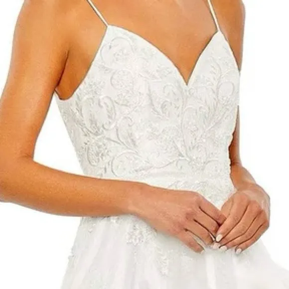 Mac Duggal White Formal Gown Size 2 Chiffon 3-D Flowers A-Line High Low Gown New