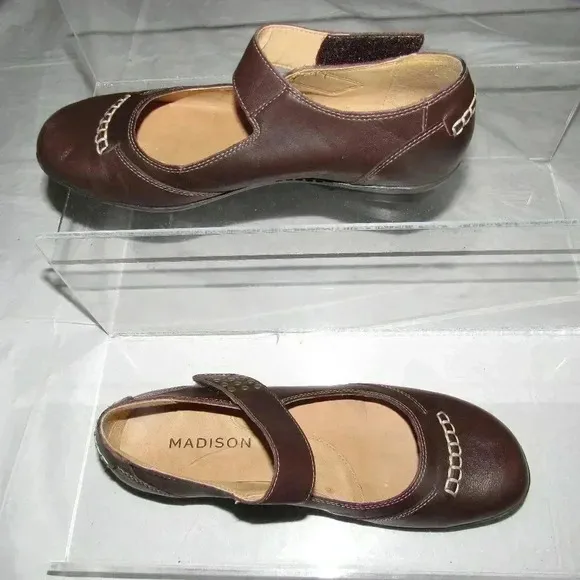 MADISON Piper Mary Jane Leather Shoes Size 7M