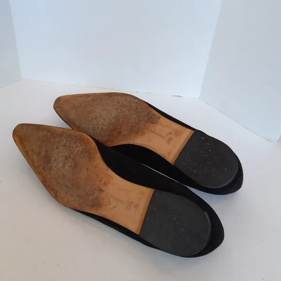 Manolo Blahnik black suede pointy toe flats shoes