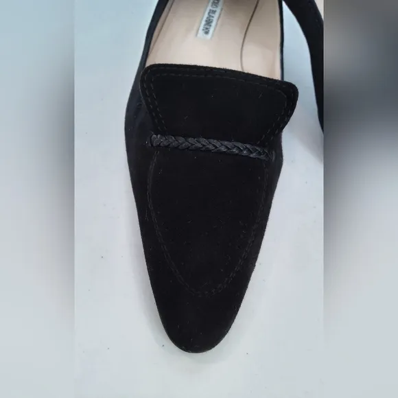 Manolo Blahnik black suede pointy toe flats shoes