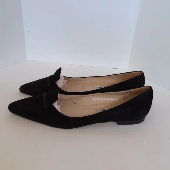 Manolo Blahnik black suede pointy toe flats shoes