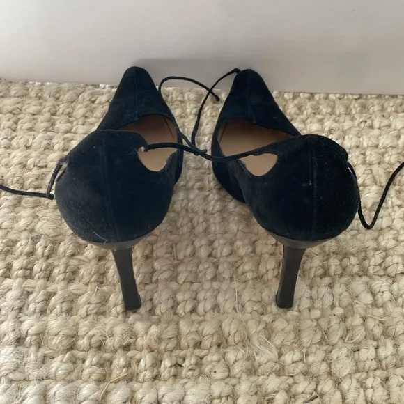 MANOLO BLAHNIK | Black Women's Shoes