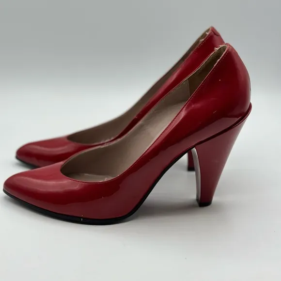 Marc by Marc Jacobs Red Patent Leather Classic High Heel Shoes Size 38