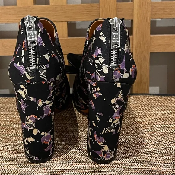 Marc By Marc Jacobs Suede Toe Tip With Printed Fabric Retro Style Shoes Size 8