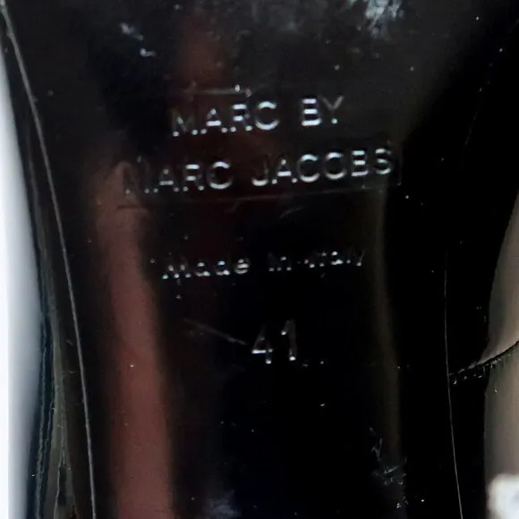 Marc Jacobs Black Patent Leather Peep Toe Heels / Pumps / Formal Dressy Shoes