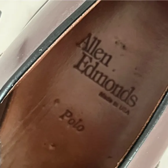 Men's Black and Brown Oxford Shoes