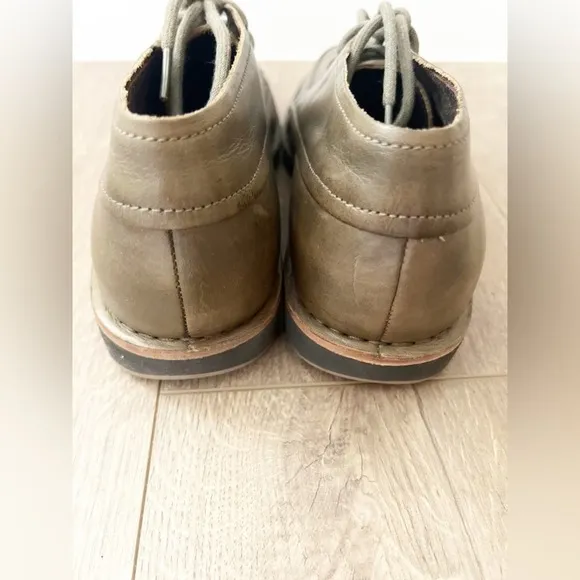 Men’s Cole Haan Brown Leather Chukka Boots Size 10