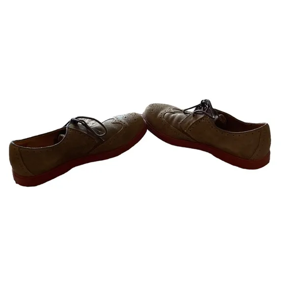 Men’s Polo By Ralph Lauren Mossy Green Wing Tipped Leather Dress Shoes. Size 8.