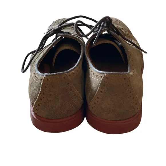 Men’s Polo By Ralph Lauren Mossy Green Wing Tipped Leather Dress Shoes. Size 8.