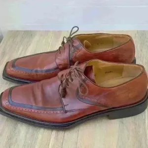 MEZLAN Brown Leather Oxford
