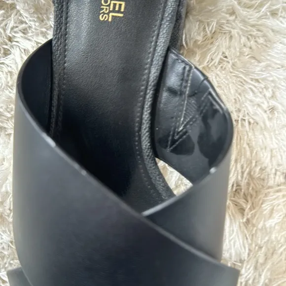 Michael Kors Black Women's Slide Sandals new ✨size 6
