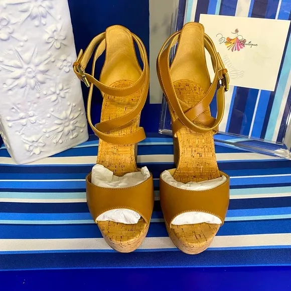 Michael Kors brown cork platform wedge strappy ankle high heel sandals Sz 10