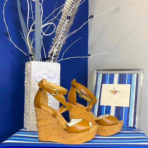 Michael Kors brown cork platform wedge strappy ankle high heel sandals Sz 10