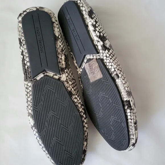 Michael Michae Kors || Size 9 Black/ White Lillie Mocassin Leather Shoes
