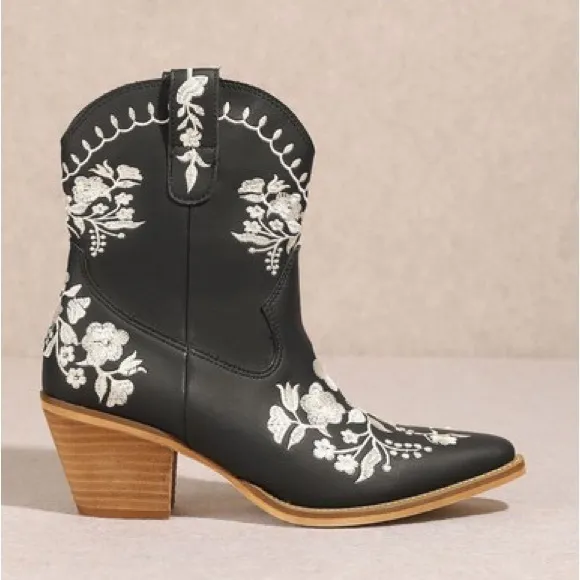 MIIM CAROLINE Black Faux Leather Embroidered Western Heeled Cowboy Booties 6
