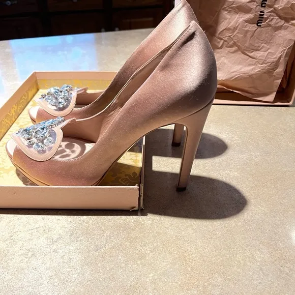 MIU MUI SATIN WITH HEARTS OF CRYSTAL “CINDERELLA” SHOES!!  NWT