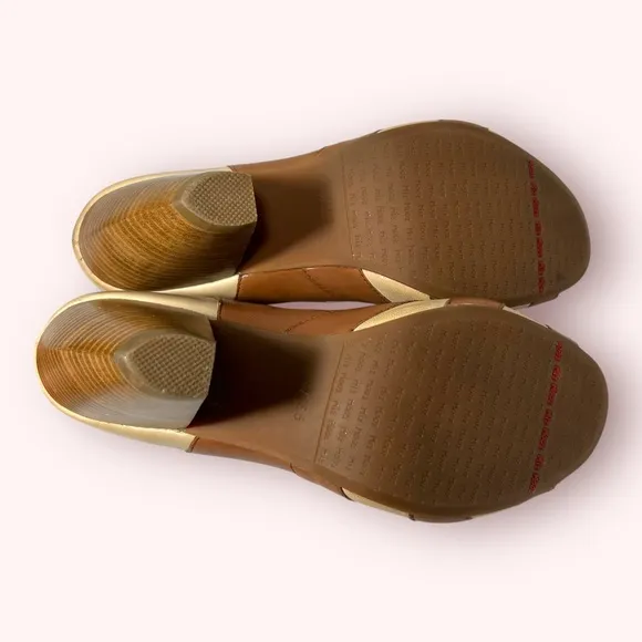 MIZ MOOZ Weatherly Tan and Cream Peep-Toe Vintage Style Stacked Heels Size 8