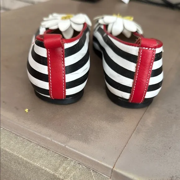 Moschino Black and White Dress Shoes with Daisy Design size 31 made in Italy