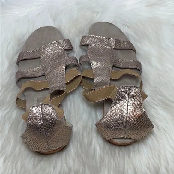 Munro Zena Gold Strappy Snakeskin Sandals Sz 11