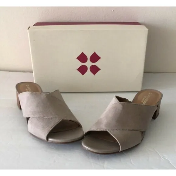 Naturalizer Arielle Sandals Shoes Grey Fabric, 8.5 US / 38.5 EU NEW IN BOX _