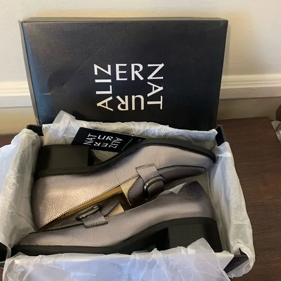 Naturalizer leather  pascal pump loafer size 8,5