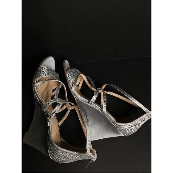 New. Badgley Mischka jeweled shoes. Size 6. Retails $240