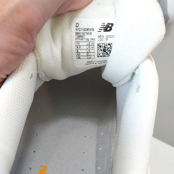 New Balance 1006 Sneakers, NEW, Size 9.5M|11W|EUR‎ 43