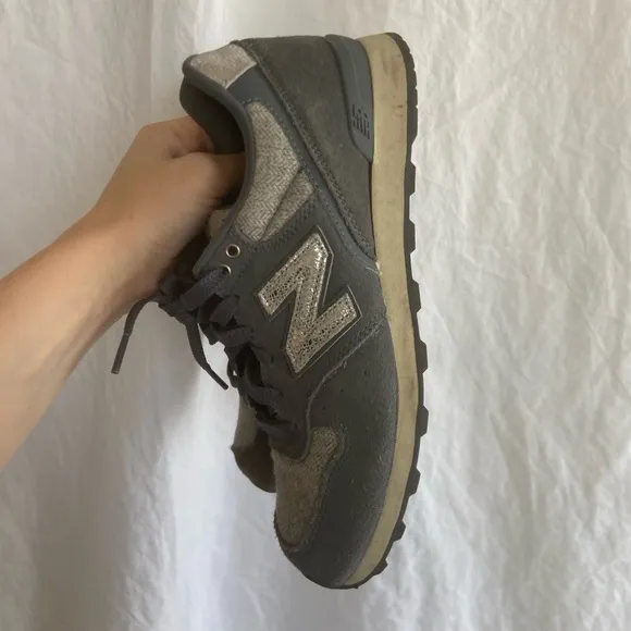 New Balance 696 Gray Herringbone RARE Limited Edition Size 8