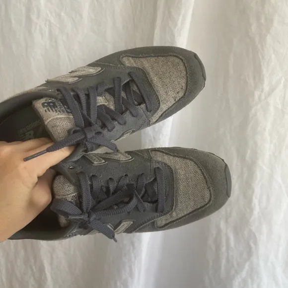 New Balance 696 Gray Herringbone RARE Limited Edition Size 8